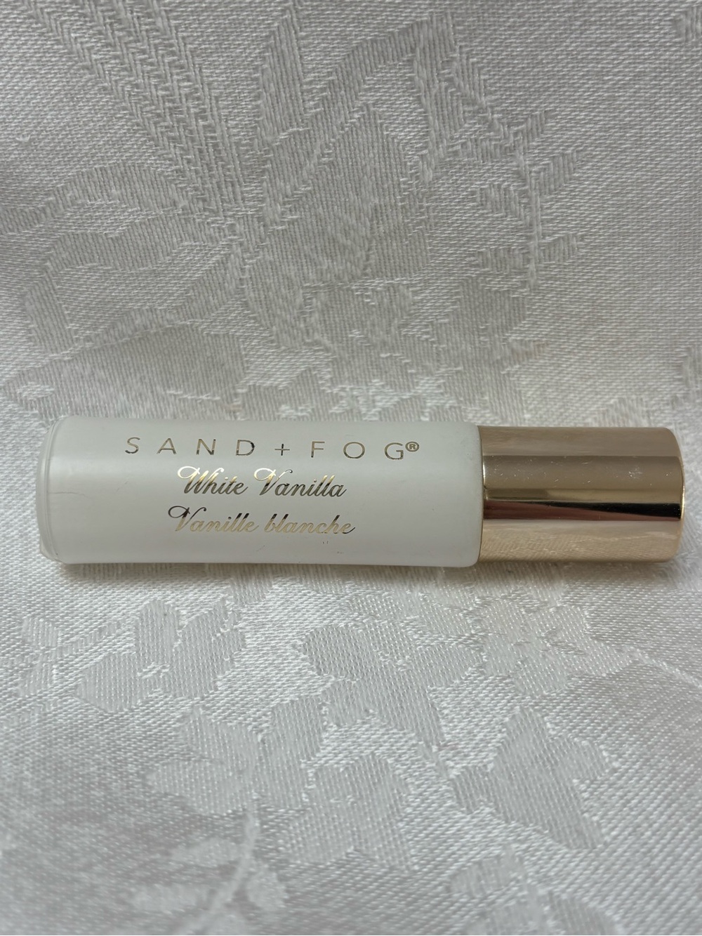 Sand + Fog White Vanilla Lip Balm & Gloss - White